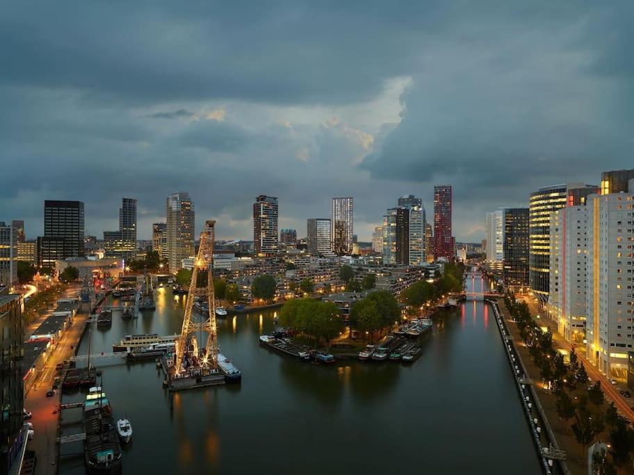 Stunning View Apt Free Parking Apartment Rotterdam Exterior photo
